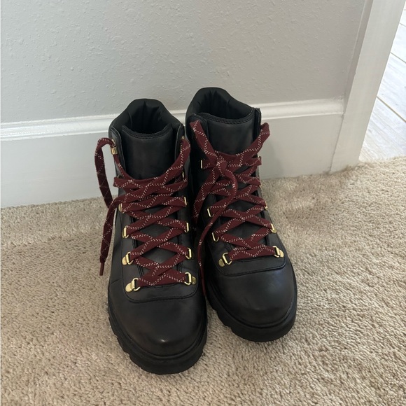 SOREL Lennox waterproof hiking boot, size 10 - Picture 2 of 6